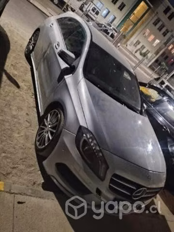 Vendo Mercedes Benz año 2013