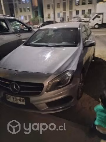 Vendo Mercedes Benz año 2013