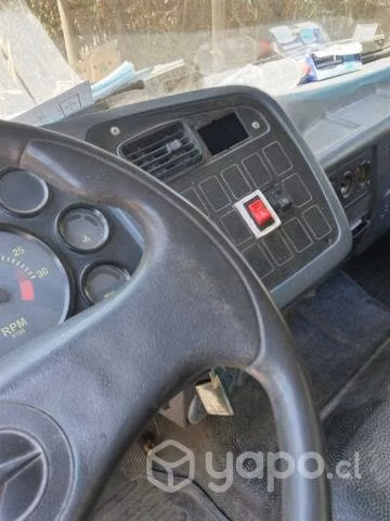 Mercedez Benz