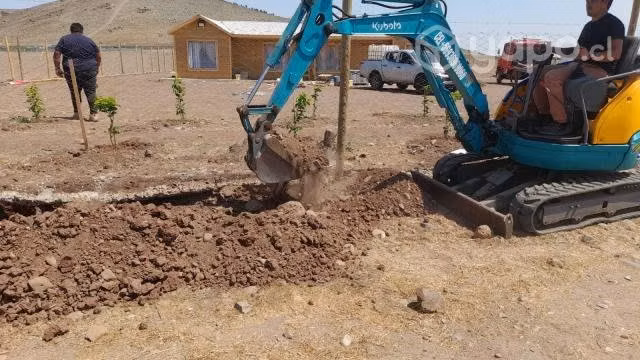 Se arrienda miniexcavadora