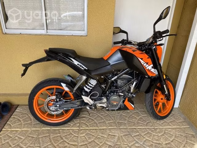Motocicleta KTM Duke200