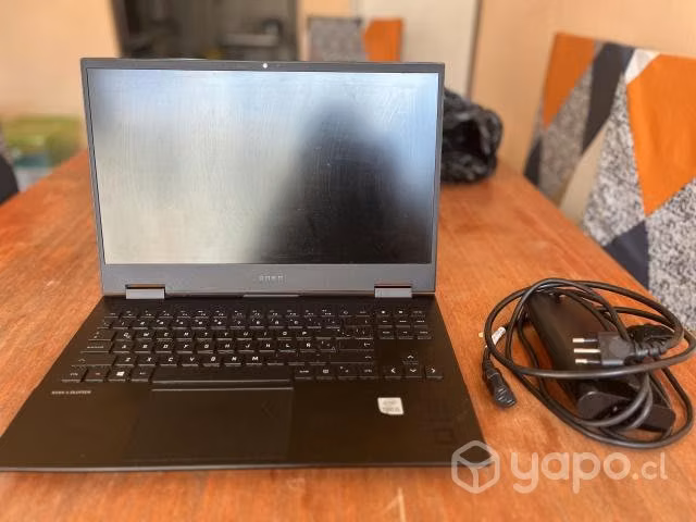 HP OMEN 15-ek0010la