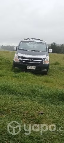 Se vende minibús Hyundai Grand Starex
