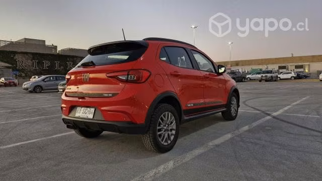 Fiat argo trekking, año 2022