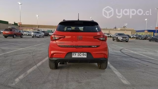 Fiat argo trekking, año 2022