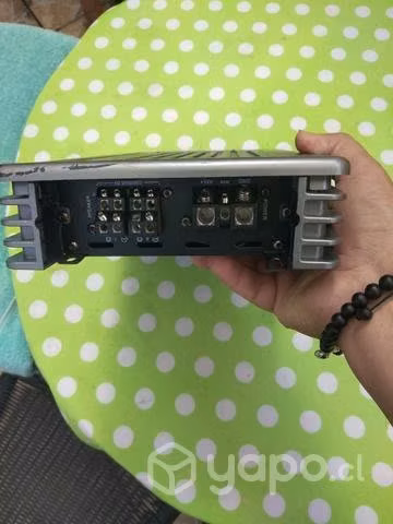 Parlante sub bufer Pioneer y amplificador