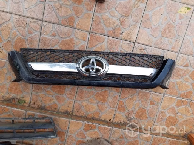 Mascara delantera original toyota 4runner 2012