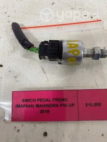 Swich pedal freno (MAP040 Mahindra Pik UP 2.2 2018