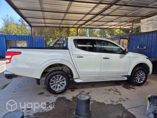 Mitsubishi l200 Dakar 2018 4x4