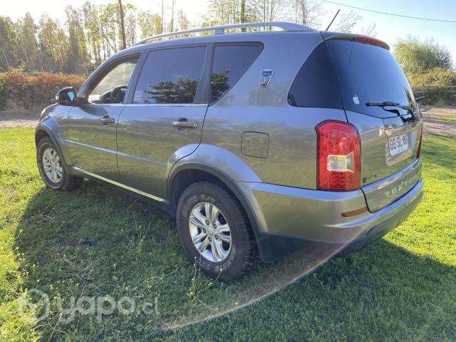 Rexton 4x2 2014