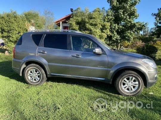 Rexton 4x2 2014