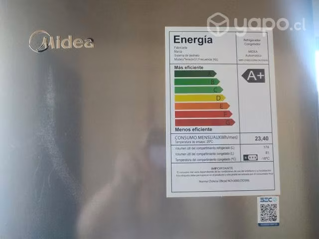 Refrigerador congelador con dispensador de agua