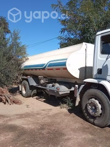 Vendo camión aljibe 13.000 litros operativo