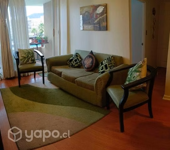 Sillón de 3 cuerpos más 2 sitiales