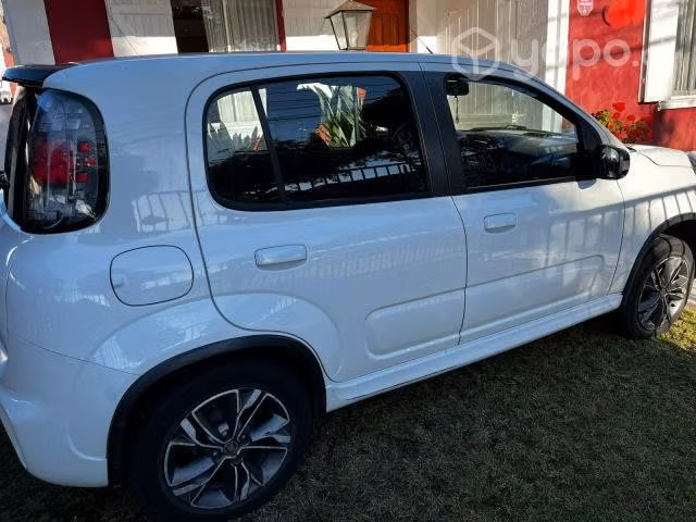 Fiat uno sporting 2020
