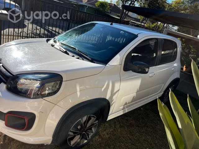 Fiat uno sporting 2020