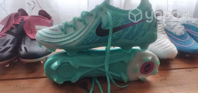 Zapatos de fútbol