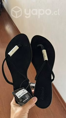 Sandalias nuevas