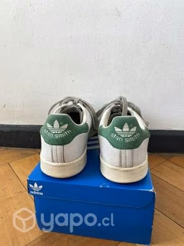 Zapatillas Adidas de cuero Stan Smith 40 - Imagen 4
