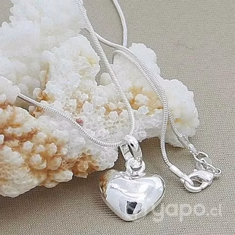Cadena Y Dije En Forma De Corazón