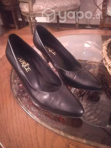 Zapato de mujer taco alto