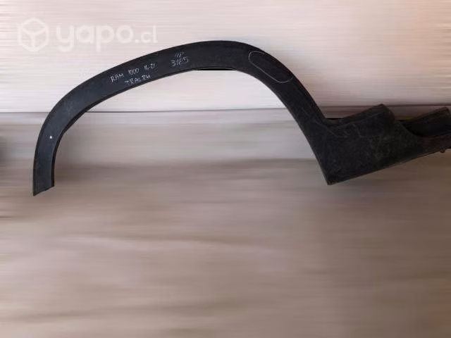 Moldura de rueda tras rh ram 1000 2016-2021