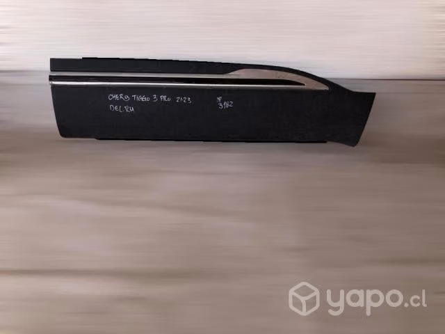 Moldura de puerta trasera rh chery tiggo 3 pro