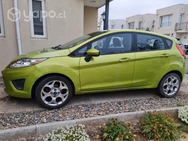 Auto Ford fiesta