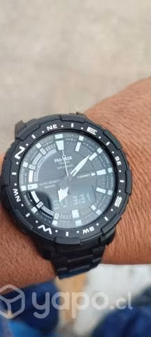 Reloj deportivo nuevo