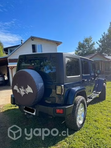 Jeep Wrangler Sahara - Imagen 4