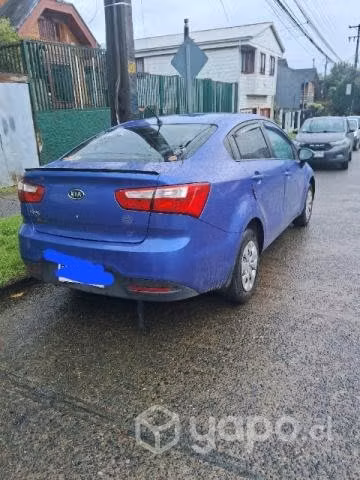 Kia rio 4 año 2012