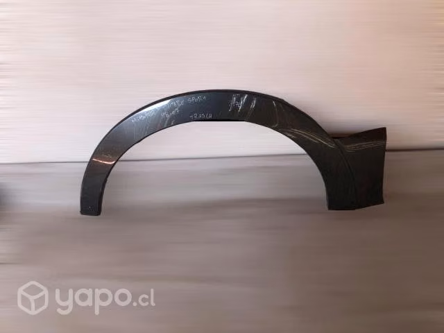 Moldura tras lh mitsubishi montero sport 1998-2007
