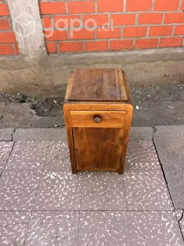 Velador antiguo - Imagen 2