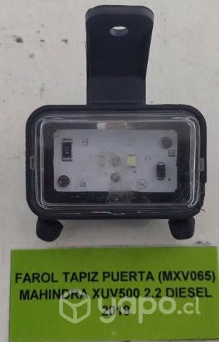 Farol Tapiz Puerta (MXV065) Mahindra XUV500 2019