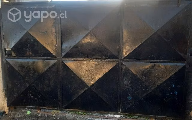 Portón metalico 140.000