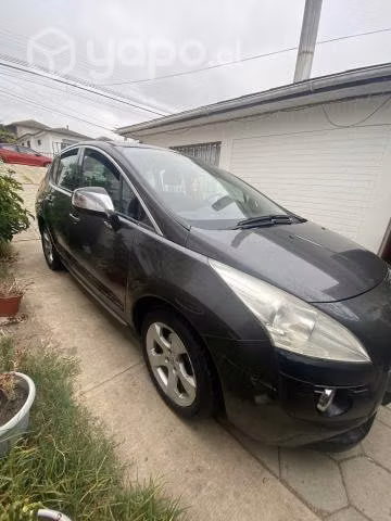 Peugeot 3008 PREMIUM 1.6 HDI (VALOR CONVERSABLE)