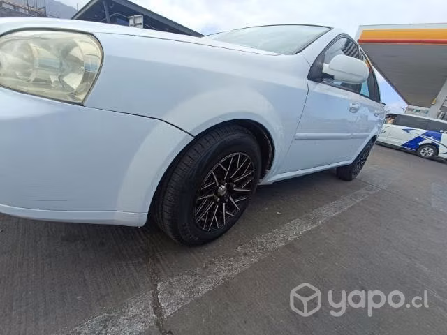 Chevrolet optra 2013. ( 1.6) - Imagen 2