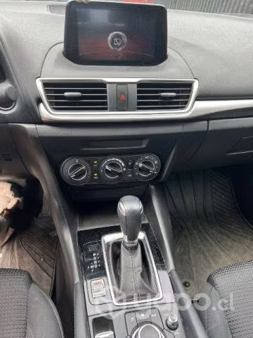 Mazda 3 Sports automático