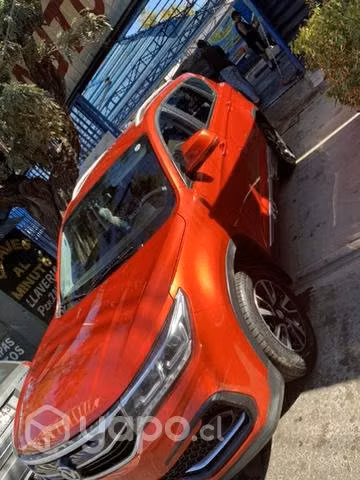 Se vende DONGFENG AX5 2022