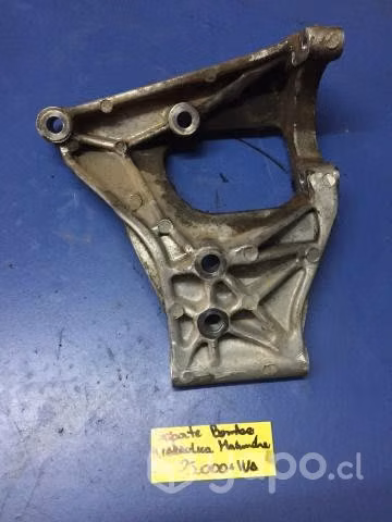 Soporte bomba hidraulica Mahindra 2.2 2012