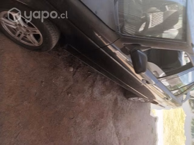 Vendo nissan v16