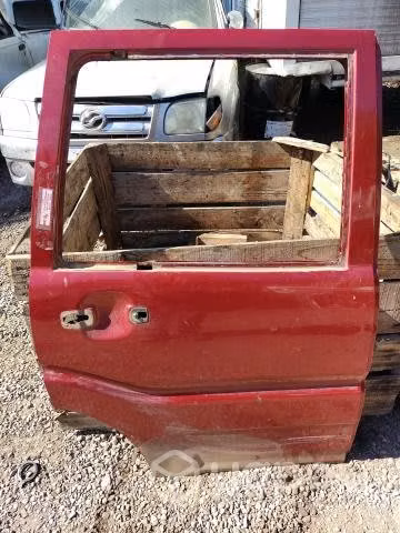 Puerta Trasera Der (MPU269) Mahindra Pick Up 2012