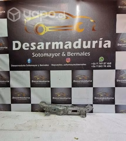 Frontal superior Yaris Sedan 2006 a 2013 2.1