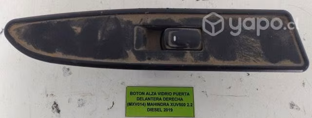 Boton Alza Vidrio Pta del der (MXV014) XUV 500 2.2
