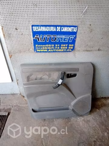 Tapiz puerta delantero izquierdo mahindra
