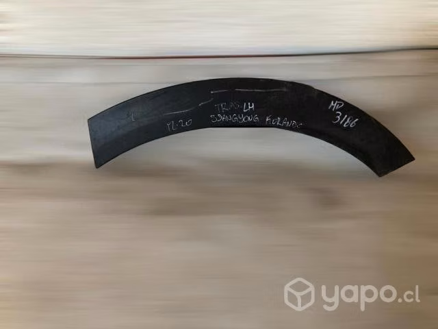 Moldura de rueda traser lh ssangyong korando 12-20