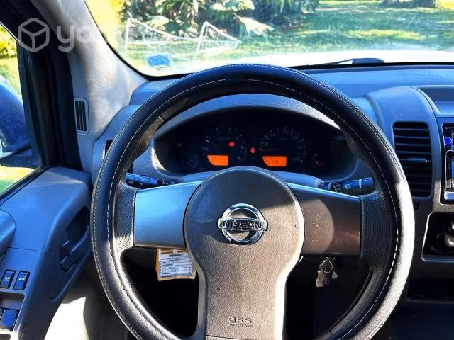 Nissan navara 2010