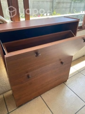 Lindo y comodo zapatero de madera - Imagen 2