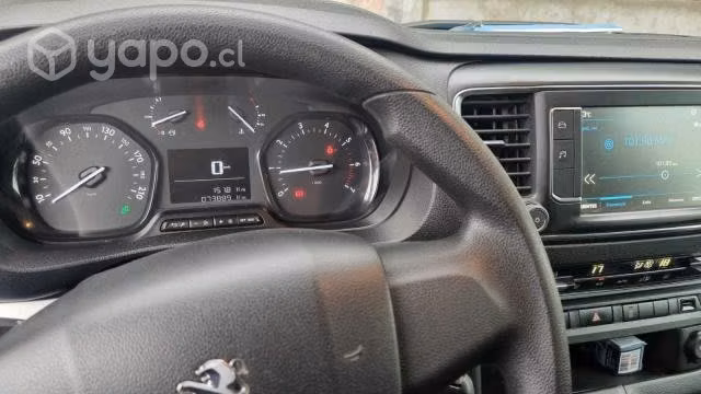 Peugeot Traveller 2.0