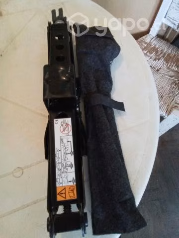 Gata 3 Toneladas, de camioneta Mazda Bt50 , 30. - Imagen 2